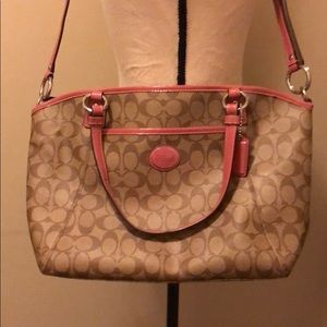 EUC Coach Purse with shoulder and cross body strap